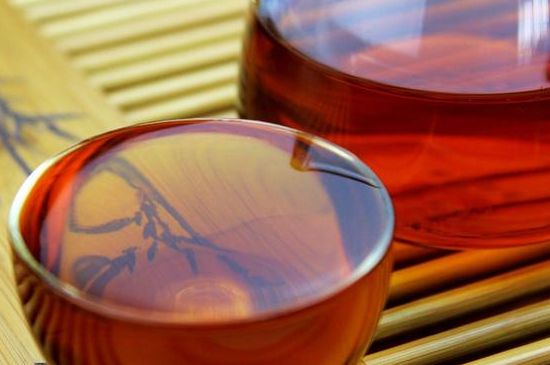 Can drinking black tea fight cancer?
