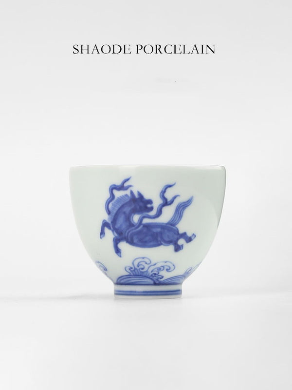 Shouzang kiln blue and white Pegasus master cup single cup Jingdezhen Chinese retro tea tea cup hand hand sample tea cup