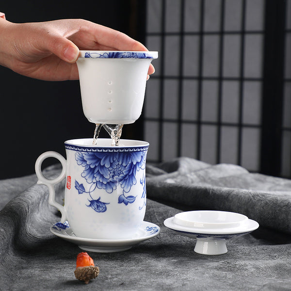 Chinese Jingdezhen Ceramics Teacup with Infuser Lid and Saucer Sets